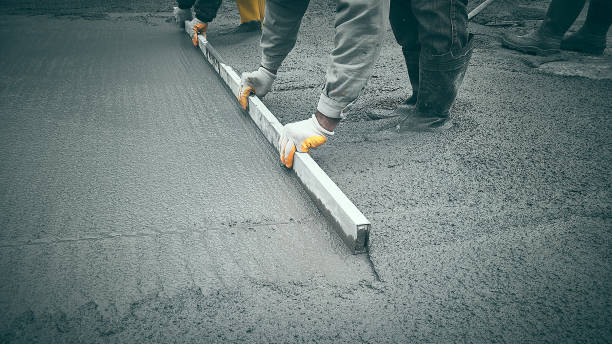 Best Custom Concrete Contractor  in Graceville, FL