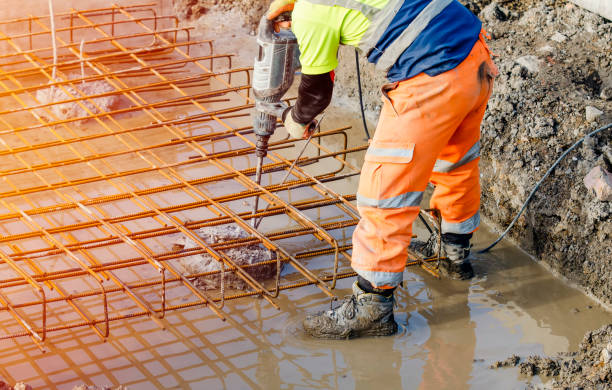 Best Local Concrete Companies  in Graceville, FL